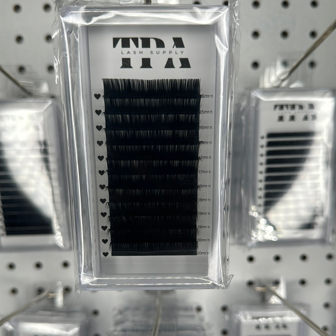 Classic/Volume Lashes .10 (Mix Trays)