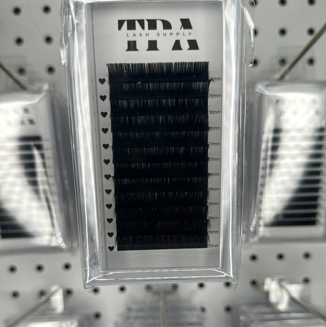 Classic/Volume Lashes .10 (Mix Trays)